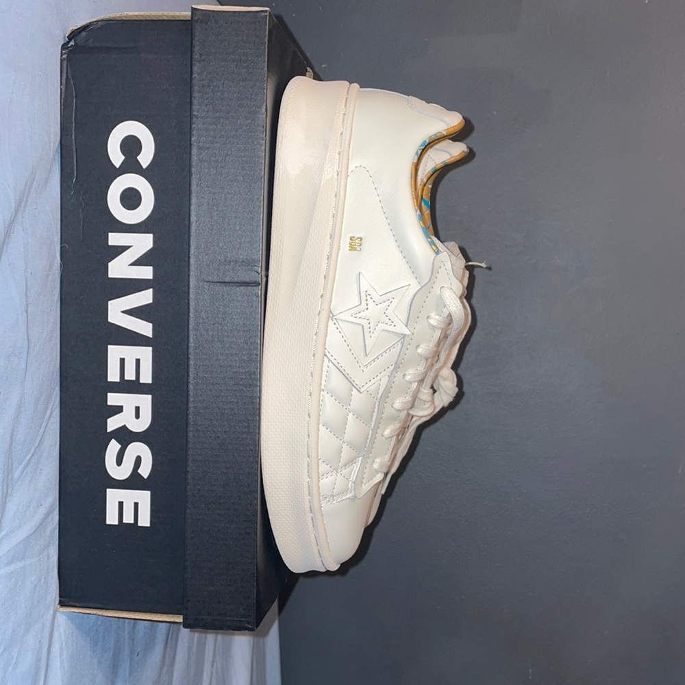 Men’s converse SGA signature shoe